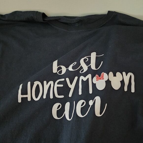 FRUIT  OF THE LOOM HONEYMOON SHIRT WITH MINNI MOUSE SIZE   2X NAVY BLUE - Picture 4 of 6